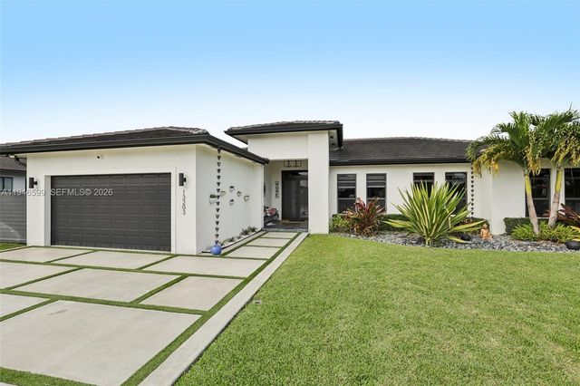 13203 SW 228th St, Miami, FL 33170