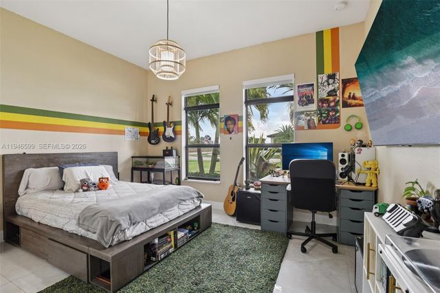 13203 SW 228th St, Miami, FL 33170