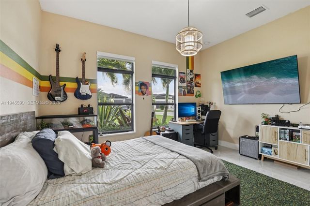 13203 SW 228th St, Miami, FL 33170