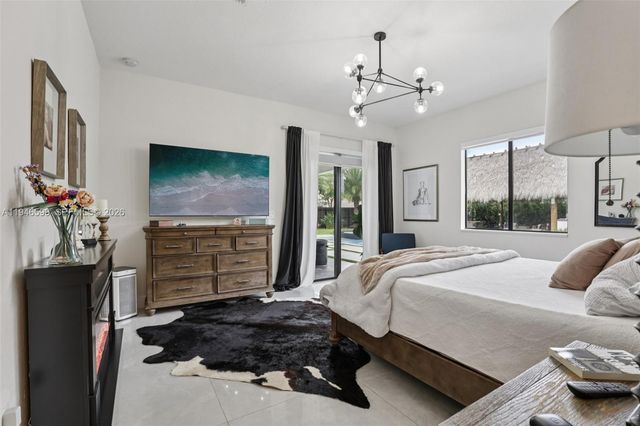 13203 SW 228th St, Miami, FL 33170