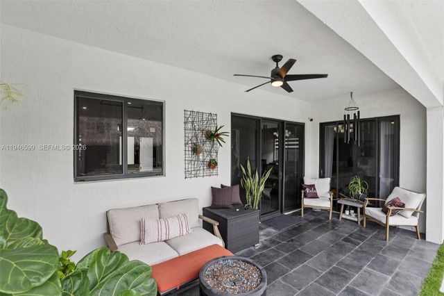 13203 SW 228th St, Miami, FL 33170