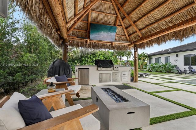 13203 SW 228th St, Miami, FL 33170