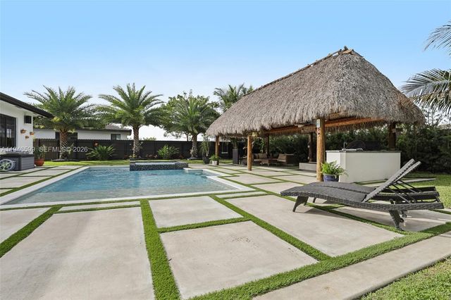 13203 SW 228th St, Miami, FL 33170