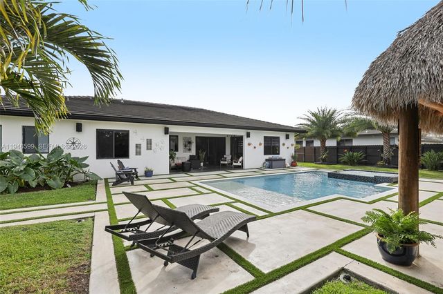 13203 SW 228th St, Miami, FL 33170