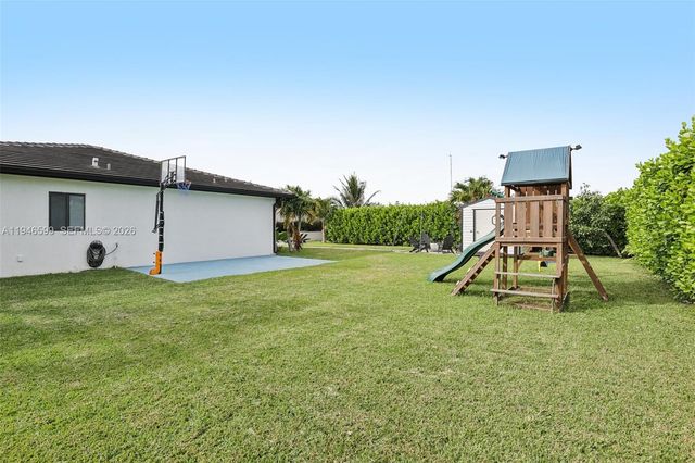 13203 SW 228th St, Miami, FL 33170