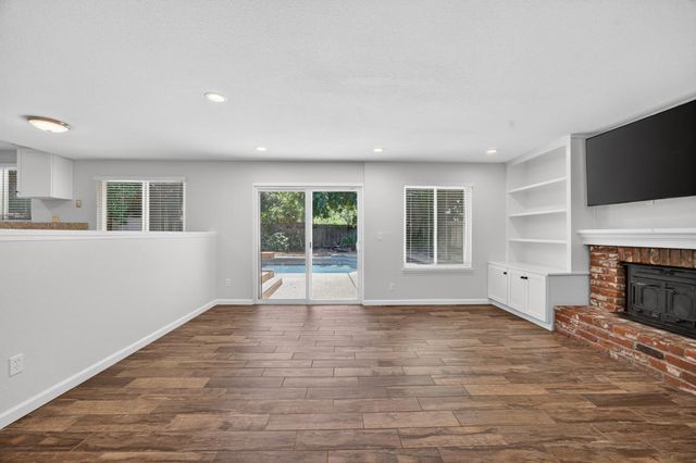 1480 Woodland Oaks Way, Sacramento, CA 95833
