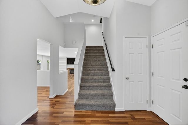 1480 Woodland Oaks Way, Sacramento, CA 95833