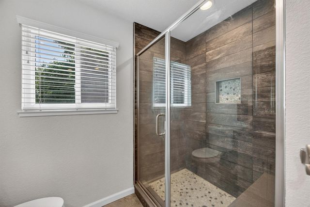 1480 Woodland Oaks Way, Sacramento, CA 95833