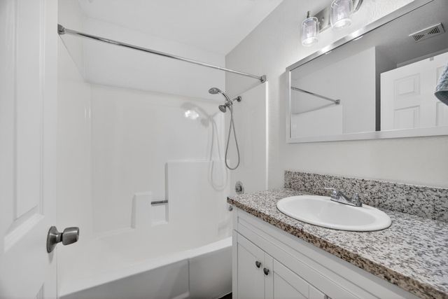 1480 Woodland Oaks Way, Sacramento, CA 95833