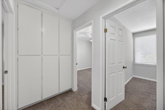 1480 Woodland Oaks Way, Sacramento, CA 95833