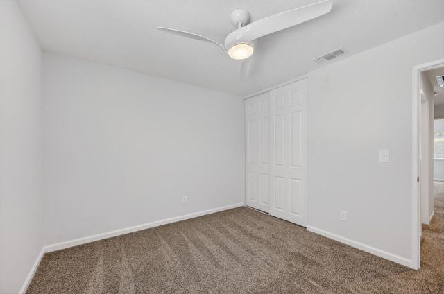 1480 Woodland Oaks Way, Sacramento, CA 95833