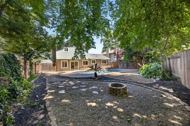 1480 Woodland Oaks Way, Sacramento, CA 95833