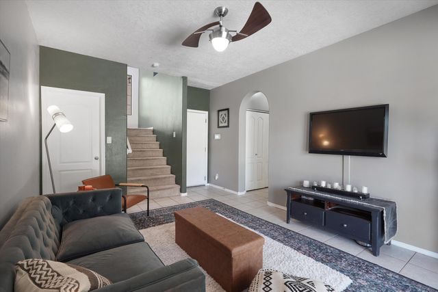 10919 Dream Weaver Drive NW, Albuquerque, NM 87114