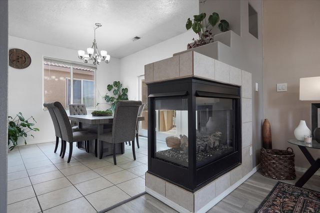 10919 Dream Weaver Drive NW, Albuquerque, NM 87114