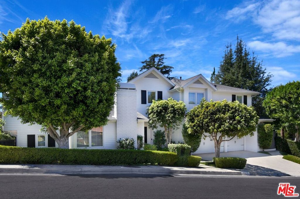 3177 Hutton Drive, Beverly Hills, CA 90210 — exterior