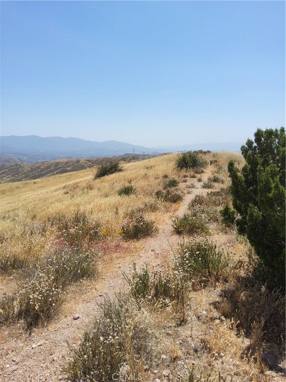 Image 11 of property listing at 0 9, Agua Dulce, CA 91351