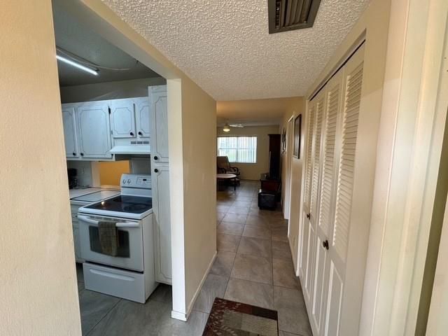 351 Cambridge Road 104, Hollywood, FL 33024