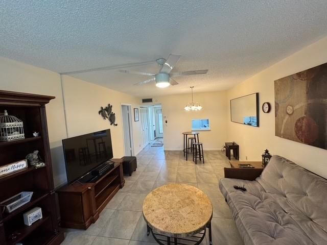 351 Cambridge Road 104, Hollywood, FL 33024
