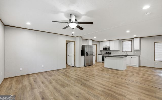 1034 Swilling Road, Eastanollee, GA 30538