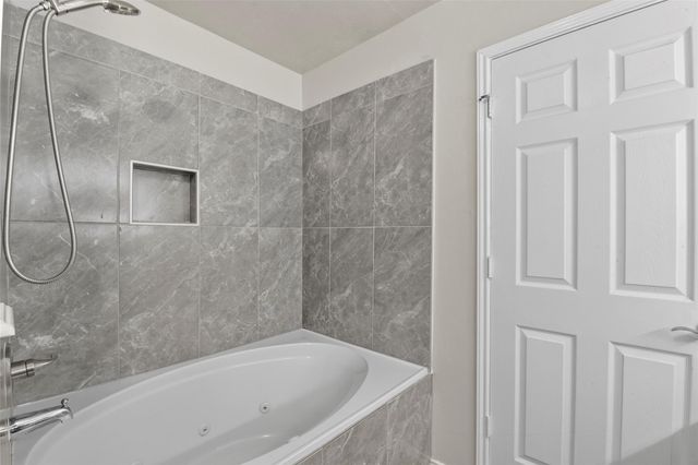 15819 Misty Loch Lane, Houston, TX 77084