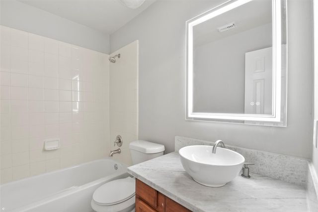 15819 Misty Loch Lane, Houston, TX 77084