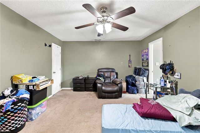 262 Wexford DR W, Suffolk, VA 23434