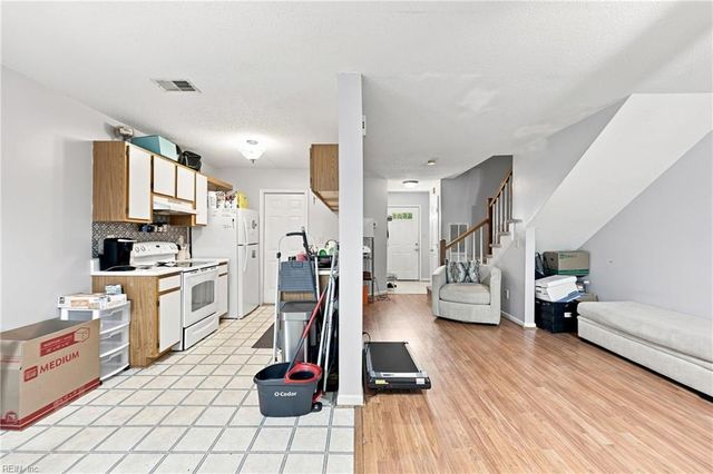 262 Wexford DR W, Suffolk, VA 23434