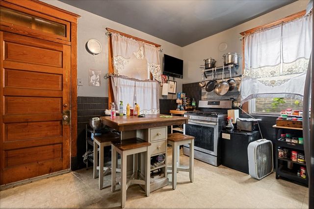 5937 S Maplewood Avenue, Chicago, IL 60629