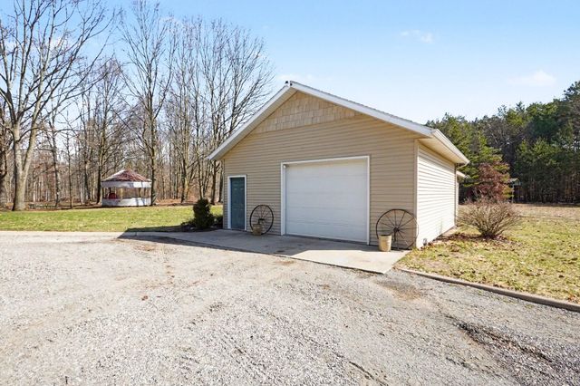 4515 W 112th Street, Grant, MI 49327