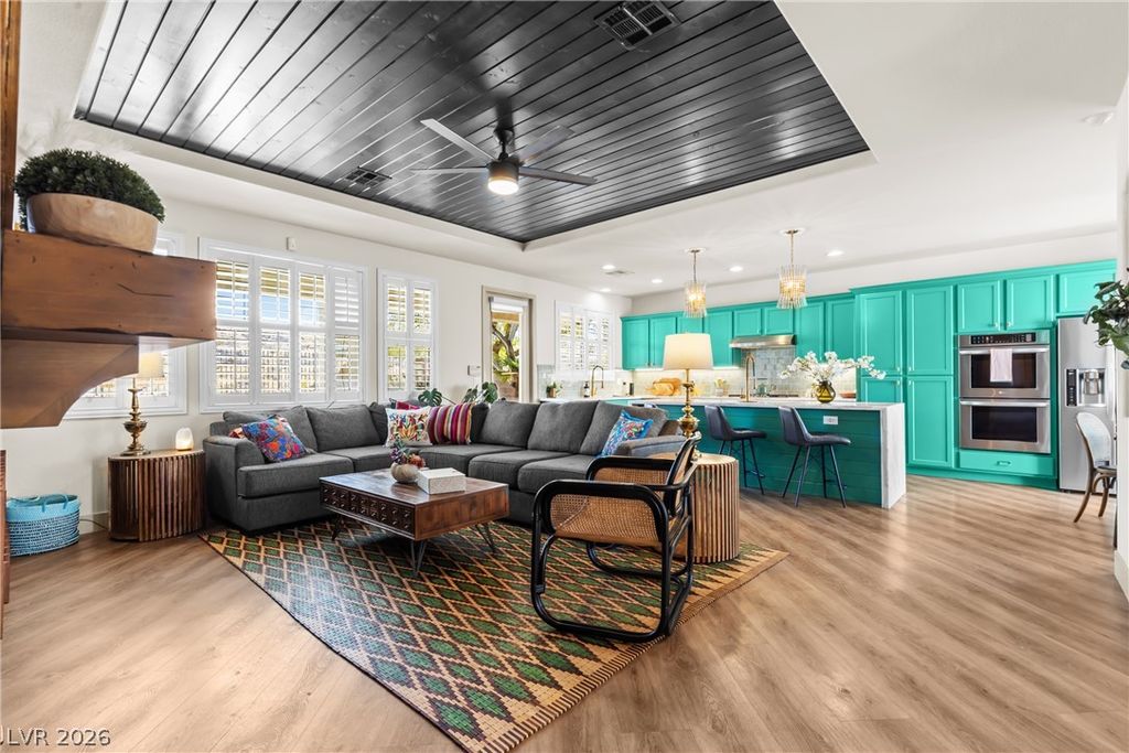 Image 12 of property listing at 10750 Del Rudini Street, Las Vegas, NV 89141