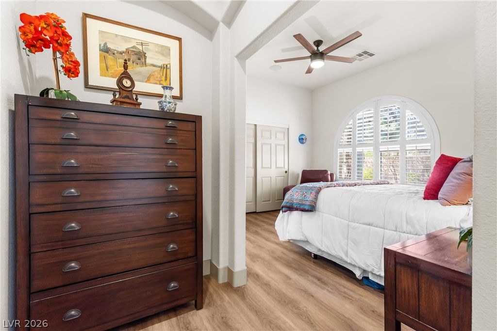 Image 20 of property listing at 10750 Del Rudini Street, Las Vegas, NV 89141