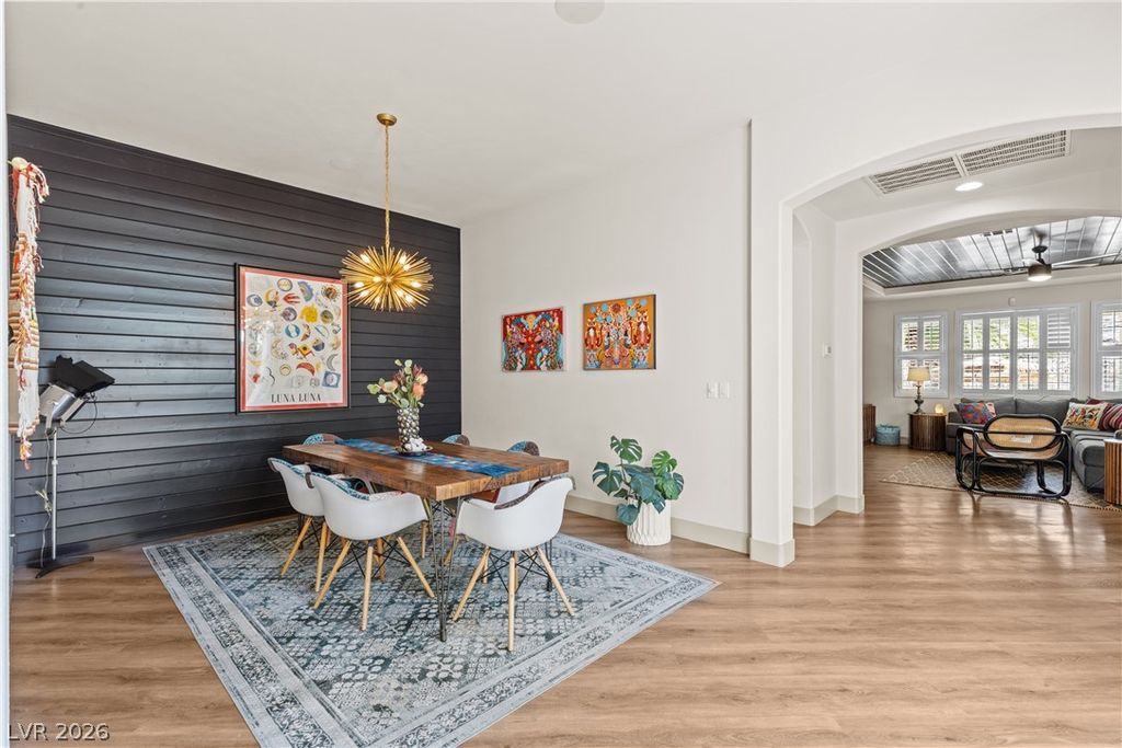 Image 7 of property listing at 10750 Del Rudini Street, Las Vegas, NV 89141