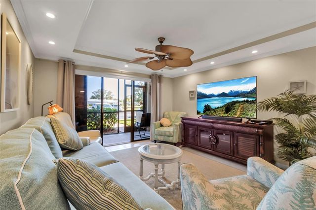 4119 61ST AVENUE TERRACE W 105, Bradenton, FL 34210