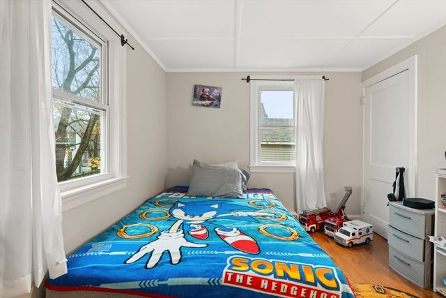 19 Cedar St, Beverly, MA 01915