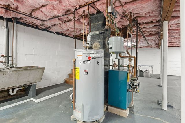 19 Cedar St, Beverly, MA 01915