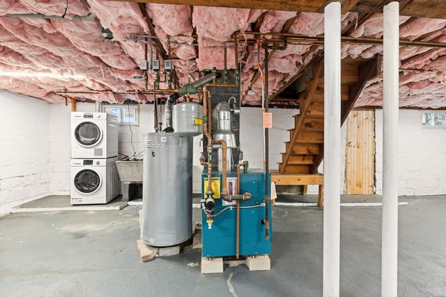 19 Cedar St, Beverly, MA 01915