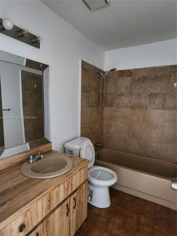 9711 SW 57th St, Cooper City, FL 33328