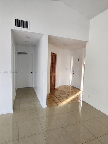 9711 SW 57th St, Cooper City, FL 33328