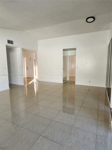 9711 SW 57th St, Cooper City, FL 33328