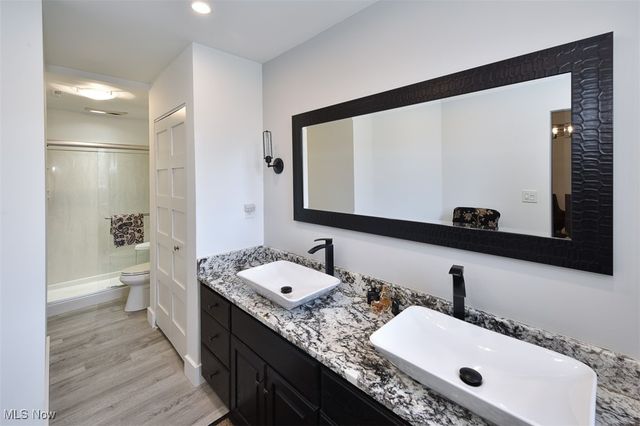 19000 Lake Road, Rocky River, OH 44116