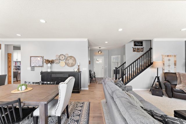 20511 Gunnison Drive, Lakeville, MN 55044