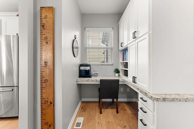 20511 Gunnison Drive, Lakeville, MN 55044