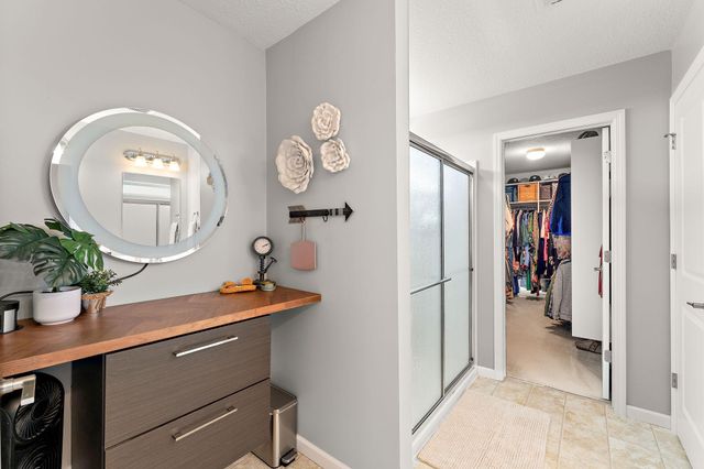 20511 Gunnison Drive, Lakeville, MN 55044