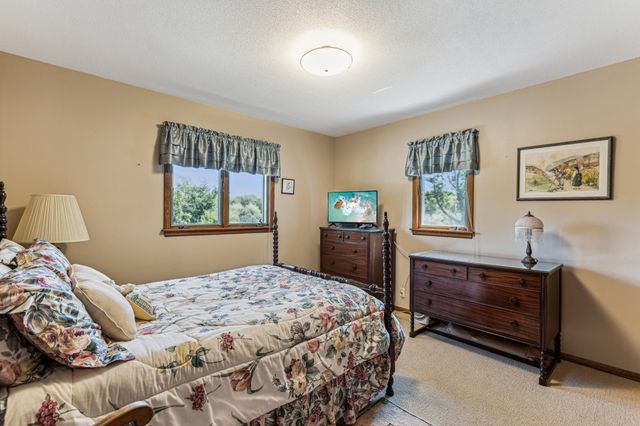 2560 Lander Avenue NE, Saint Michael, MN 55376