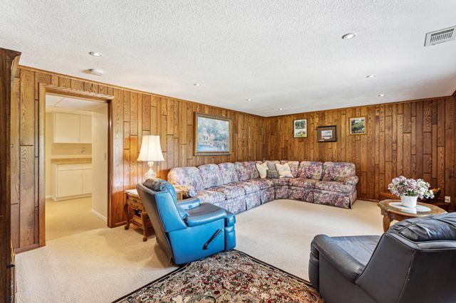 2560 Lander Avenue NE, Saint Michael, MN 55376