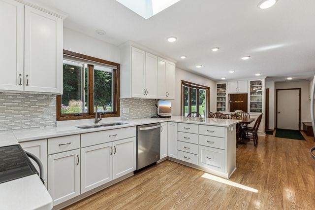 2560 Lander Avenue NE, Saint Michael, MN 55376