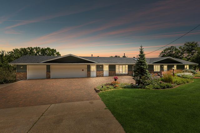 2560 Lander Avenue NE, Saint Michael, MN 55376
