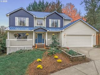 11484 Se IDYLLWILD Ct, Clackamas, OR 97015