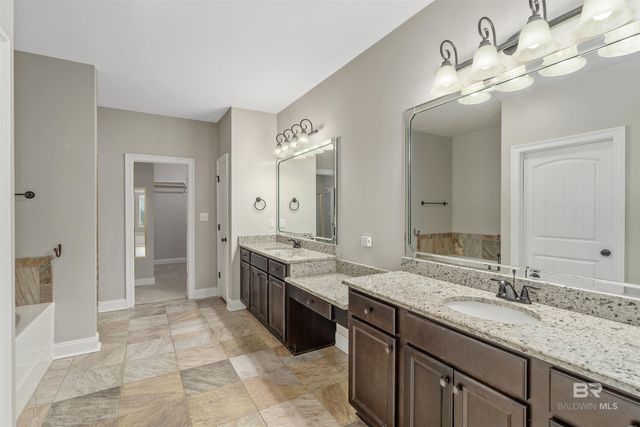 9525 Camberwell Drive, Daphne, AL 36526