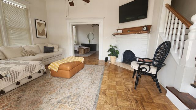 423 W MAGNOLIA AVE, San Antonio, TX 78212